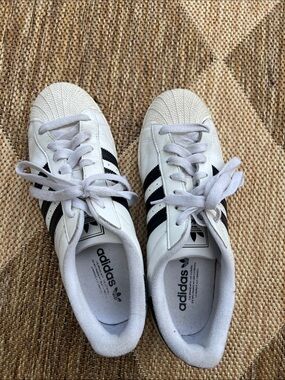 White Adidas Superstar Mens Sneakers Size 11